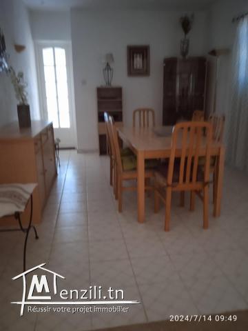 une maison 7 chambres avec piscine à Mahboubine