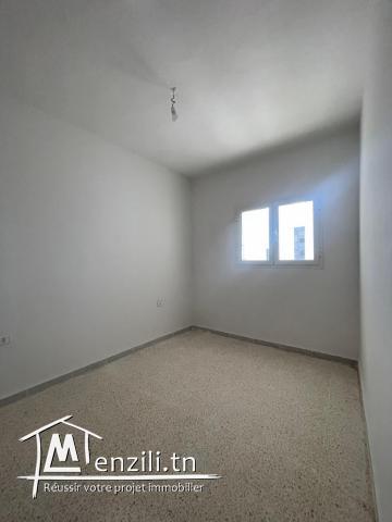 Un appartement s+2 à l'étage non meublée situé à Zarzis