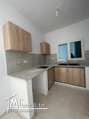 Un appartement s+2 à l'étage non meublée situé à Zarzis