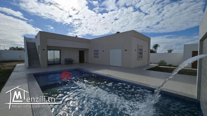 Location annuelle d'une villa avec piscine à Sidi Jmour  L 783