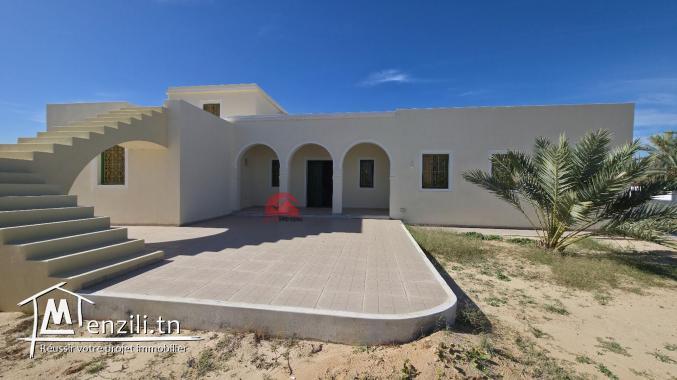 Location annuelle sans meubles - villa à Ghizen Djerba  L 779