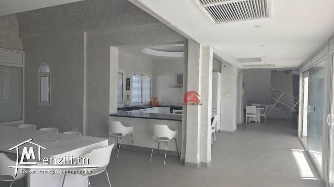 Grande villa à vendre à Djerba Zone touristique ZU  V 747