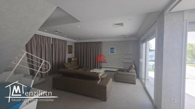 Grande villa à vendre à Djerba Zone touristique ZU  V 747