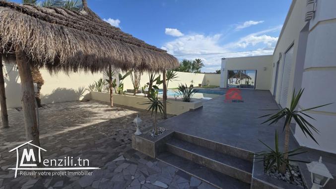 Vente de villa plain pied à Tezdaine Djerba ZA  V 736