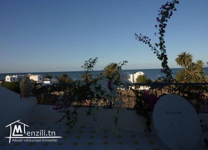 Maison 3 étages à 1 min de la plage – vue mer