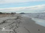 terrain au bord de la mer a la plage ain grinz