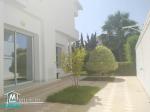 villa en s 3 de 400 m² à Sidi Mahrsi