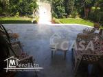 A vendre: une villa merveilleuse meublée dans une zone calme à cité Mora