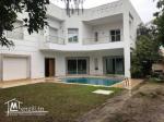 VILLA AVEC PICISINE ET JARDIN