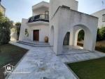 Belle Villa à Rte de relais Gammarth derrière école privée Bouabdallah