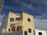 belle villa duplex  pour une location annuelle