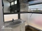 Immeuble 2200m² Les Berges du Lac 1