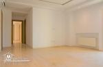 un bel appartement de 03 pièces jamais habité