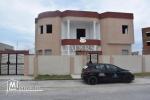 Villa avec étage inachevé en plein zone touristique