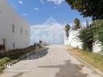 un superbe terrain sur deux façades à 5min de corniche Hammamet