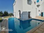 villa S+4  avec studio située à 4 km de Yassmine Hammamet