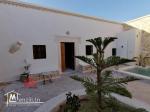 Vente Houch - Maison typique Djerbienne - avec piscine