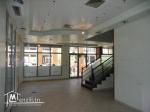 Local avec 2 niveaux (RDC + 1er Etage) en face de Carrefour Market