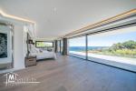 Un terrain constructible d'une villa pied dans l'eau est en vente à Gammarth