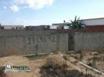 Terrain clôturé très bel emplacement-Quartier calme et résidentiel.