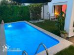 A Louer rdc s3 avec piscine et jardin à Gammarth