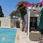 A Vendre villa s5 avec piscine et jardin à Carthage
