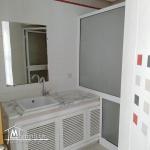 Très beau bureau hall plus 8 au lac 1