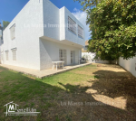 A Louer villa avec jardin et vue mer à La Marsa