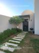 A Louer une villa s3 avec piscine et jardin à Gammarth