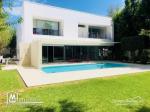 Villa haut standing avec piscine à Carthage