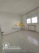 Appartement S+3 dans une  résidence calme à Ennasr2