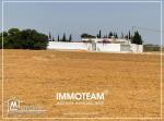 A VENDRE un terrain situé à 3Km de Jinen Hammamet