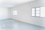 Local commercial 3000 m2 route de Grombalia