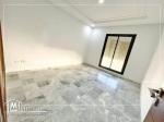 A vendre un bel appartement S+2 avec piscine
