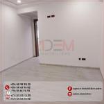 Bureau A2 de haut standing et sur une route principale