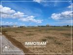 A vendre Un superbe terrain situé à 5 minutes de Jinen Hammamet