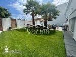 Un duplex S+3 avec jardin à la Marsa.MDL0538