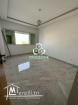 ????A vendre appartement s+2 haut standing spacieux , au 2éme étage à cité wahat l'Aouina