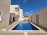 villa haut standing avec piscine à louer