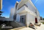 Duplex et trois appartements à vendre aux jardins d'El Menzah 2