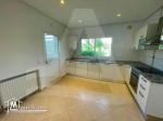 Location d'un appartement avec jardin à Gammarth