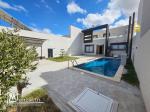 A vendre villa de luxe avec grand piscine à Midoun Djerba