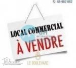 A LOUER DES LOCAUX COMMERCIAUX  A CHATT MARIEM