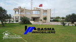 à la vente une luxueuse villa située à Hammamet zone kraksi