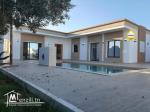 A vendre superbe villa avec piscine meublée à Mezraya Djerba