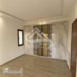 Une superbe villa S+4, dotée d'un petit jardin et d'une piscine privée, située à Hamma...