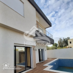 Une superbe villa S+4, dotée d'un petit jardin et d'une piscine privée, située à Hamma...