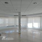 Spacieux immeuble HS 3500 m² au Berge du lac 1