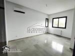Appartement S+3 avec chambre de service à La Marsa MAL1886