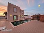 A vendre spacieuse villa avec piscine proche de mer à Djerba Midoun